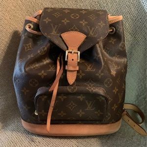 Louis vuitton Montsouris MM Backpack❤️